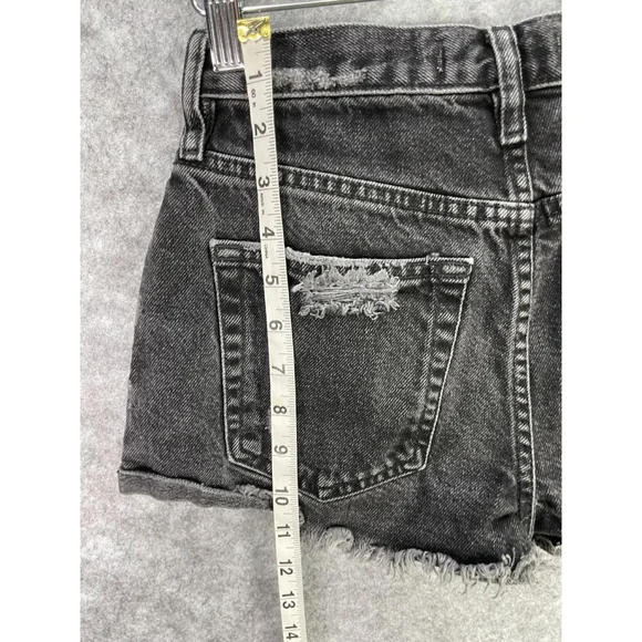 We The Free Shorts Womens 24 Black Distressed Denim Cutoff High Rise Raw Hem - Picture 10 of 11